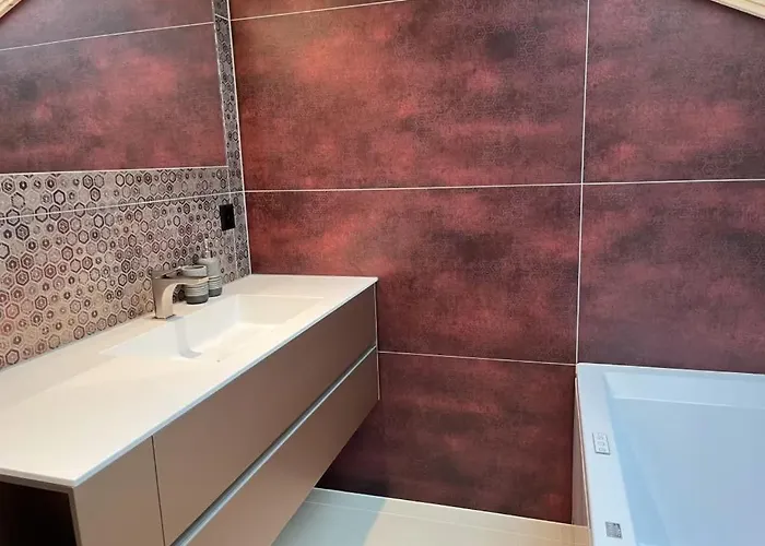 Haus Zur Brücke Apartamento *