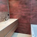 Haus Zur Bruecke Apartman *
