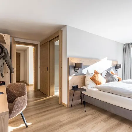 Haus Zur Bruecke Apartman *
